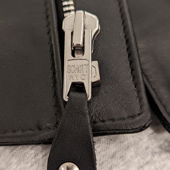 SCHOTT LEATHER PERFECTO - 613S - SIZE 40 (MEDIUM) - Picture 6 of 8